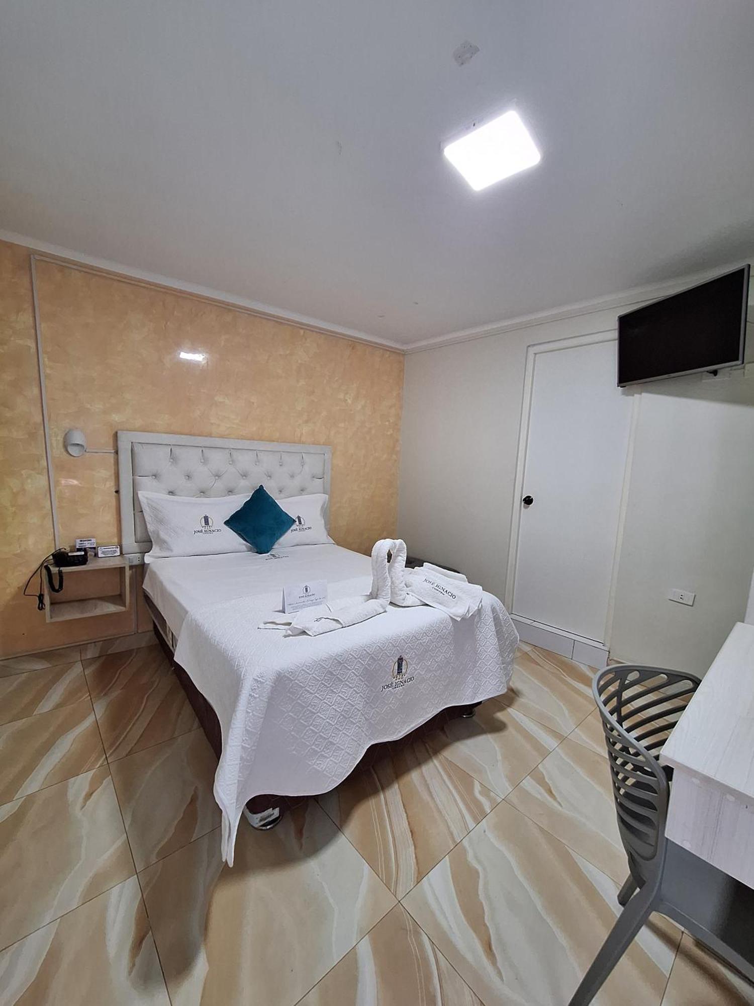 Hotel Jose Ignacio Chepen Luaran gambar